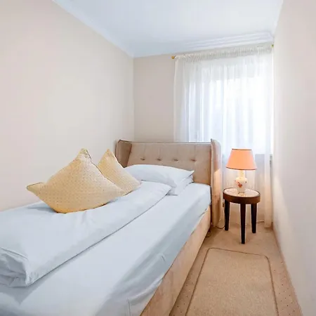 Delux Alpingardensuite Апартаменти *