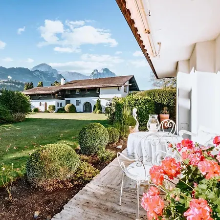 Апартаменти Delux Alpingardensuite *